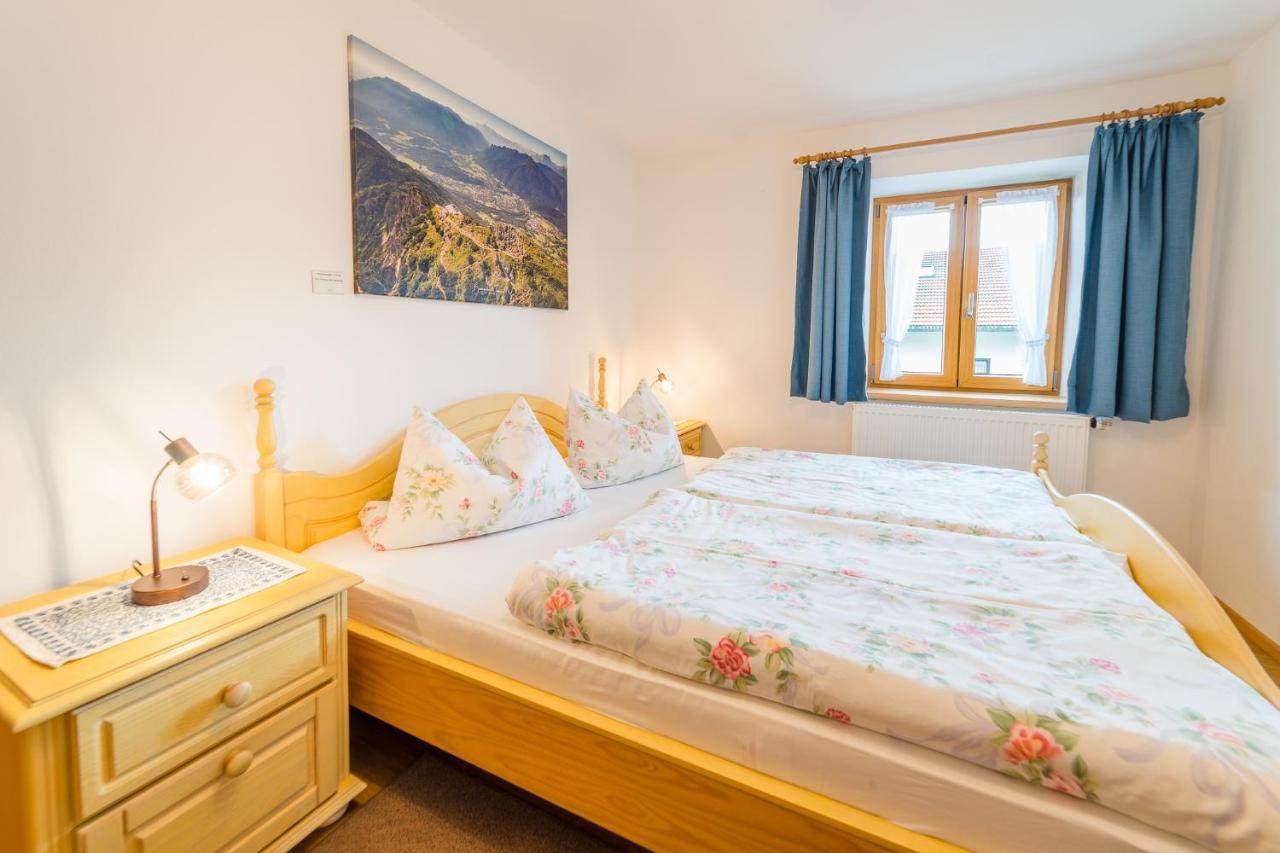 Schmuckhof Bed & Breakfast Siegsdorf Exterior photo