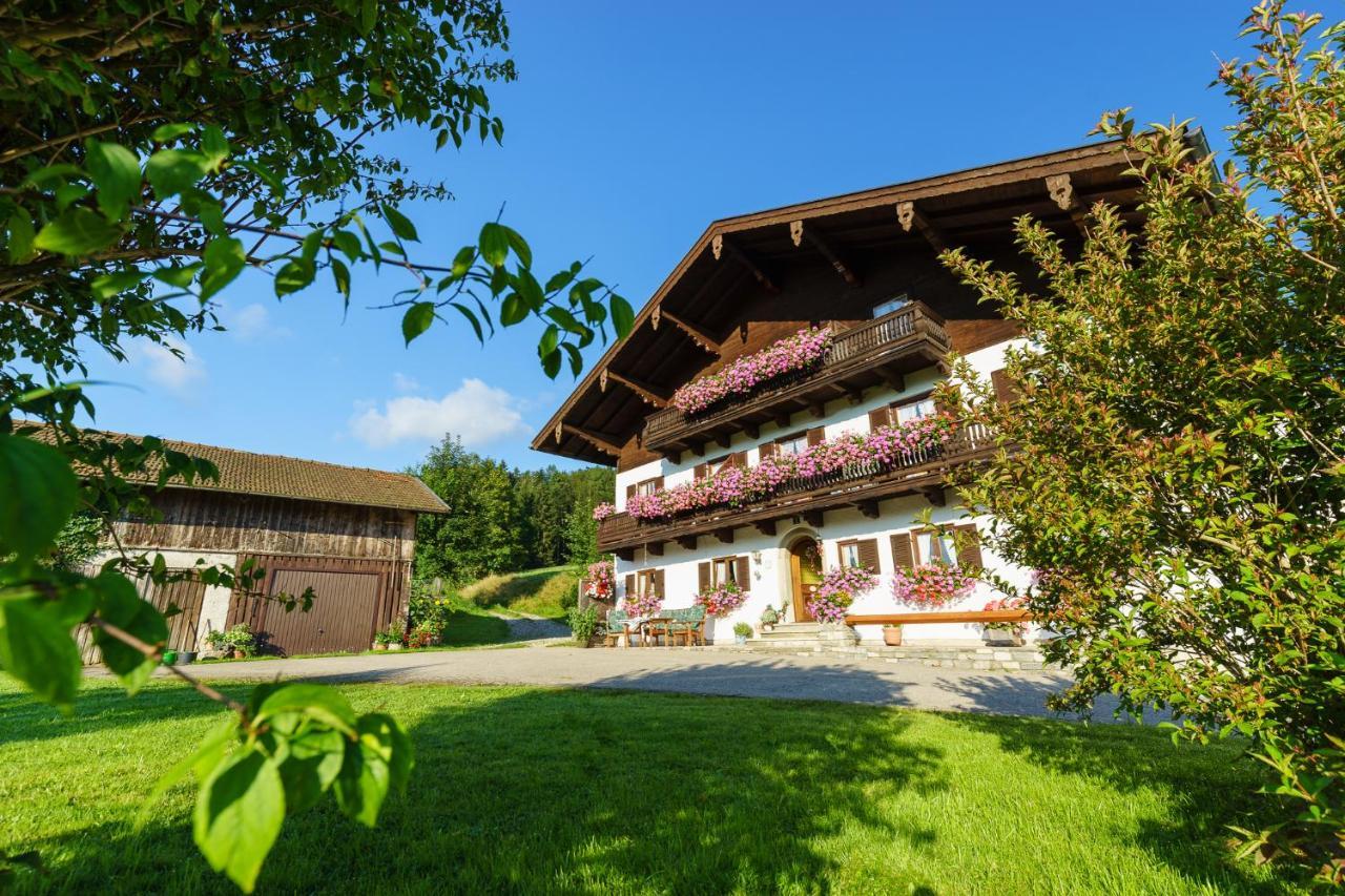 Schmuckhof Bed & Breakfast Siegsdorf Exterior photo